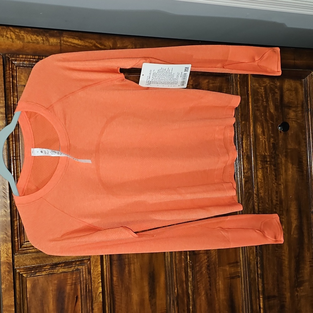 Lululemon Swiftly Tech LS 2.0 Race! NWTS, Sz 8. SLRO/SUNC!!